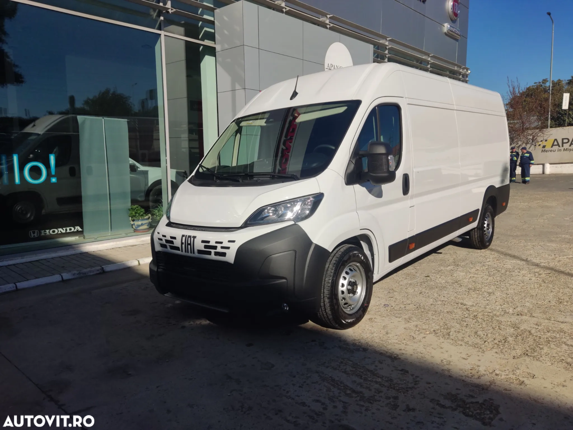 Automobile rulate, Masini de vanzare