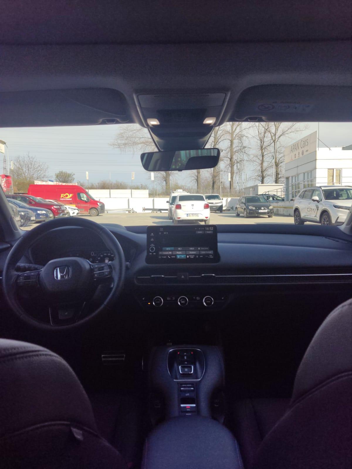 Automobile rulate, Masini de vanzare