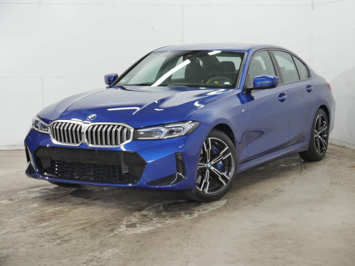 Automobile rulate, Masini de vanzare